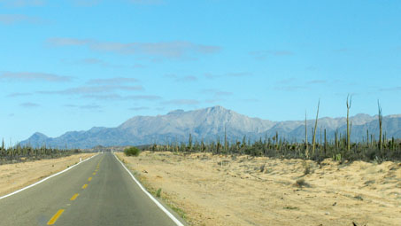Sierra la Asamblea in the distance